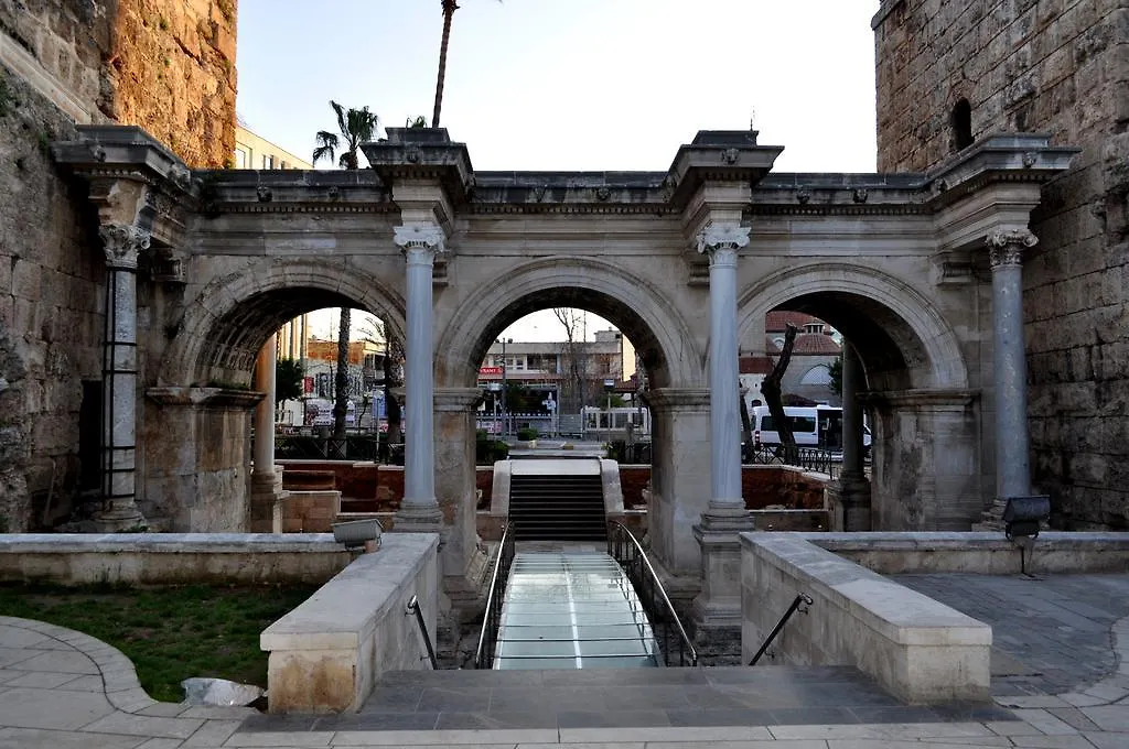 Ozmen Hotel Old Town Kaleici Adult Only Antalya 2*,  Turkey