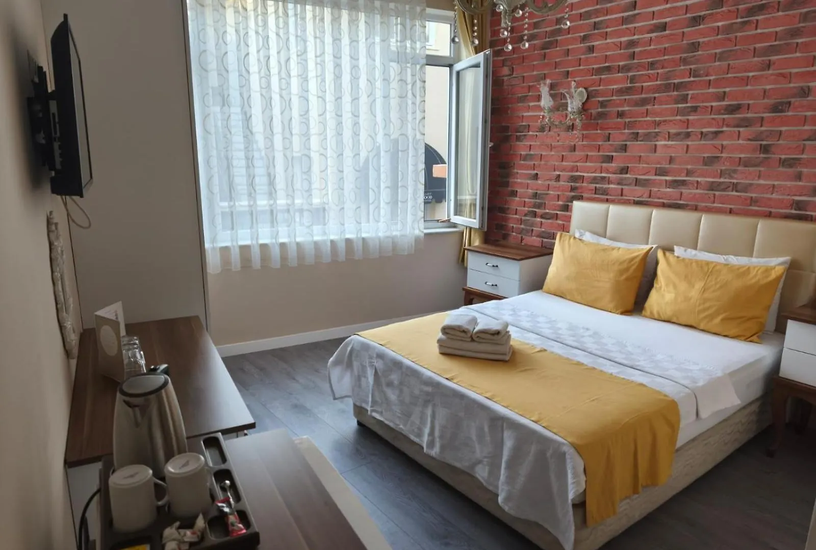 Ozmen Hotel Old Town Kaleici Adult Only Antalya 2*,