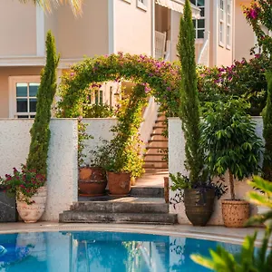 Elegance East Hotell